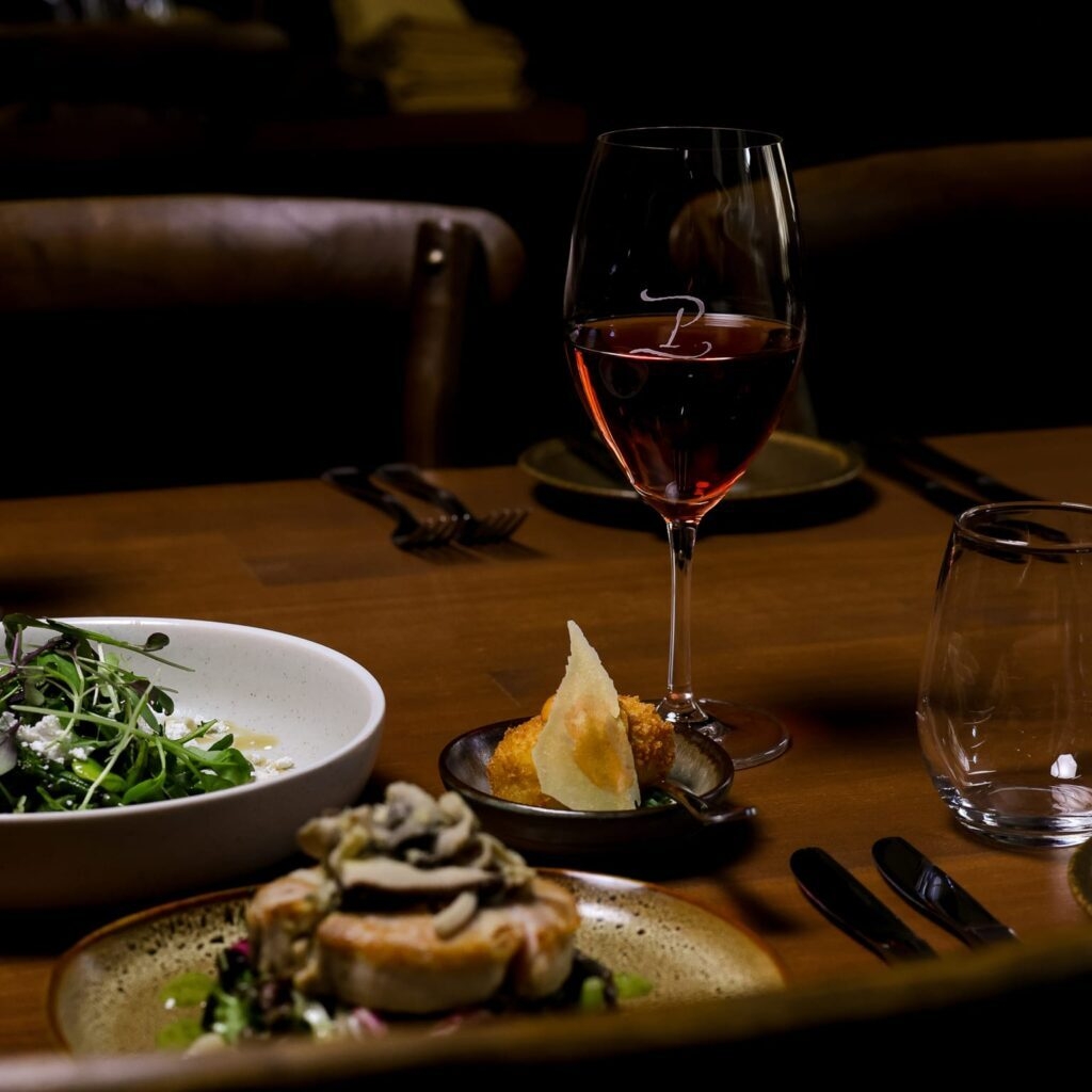 Restaurant Dining at Mercure Ballarat